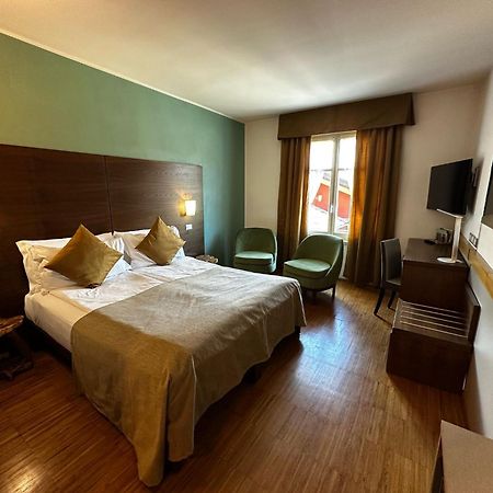 Hotel Cortese Armeno Ngoại thất bức ảnh