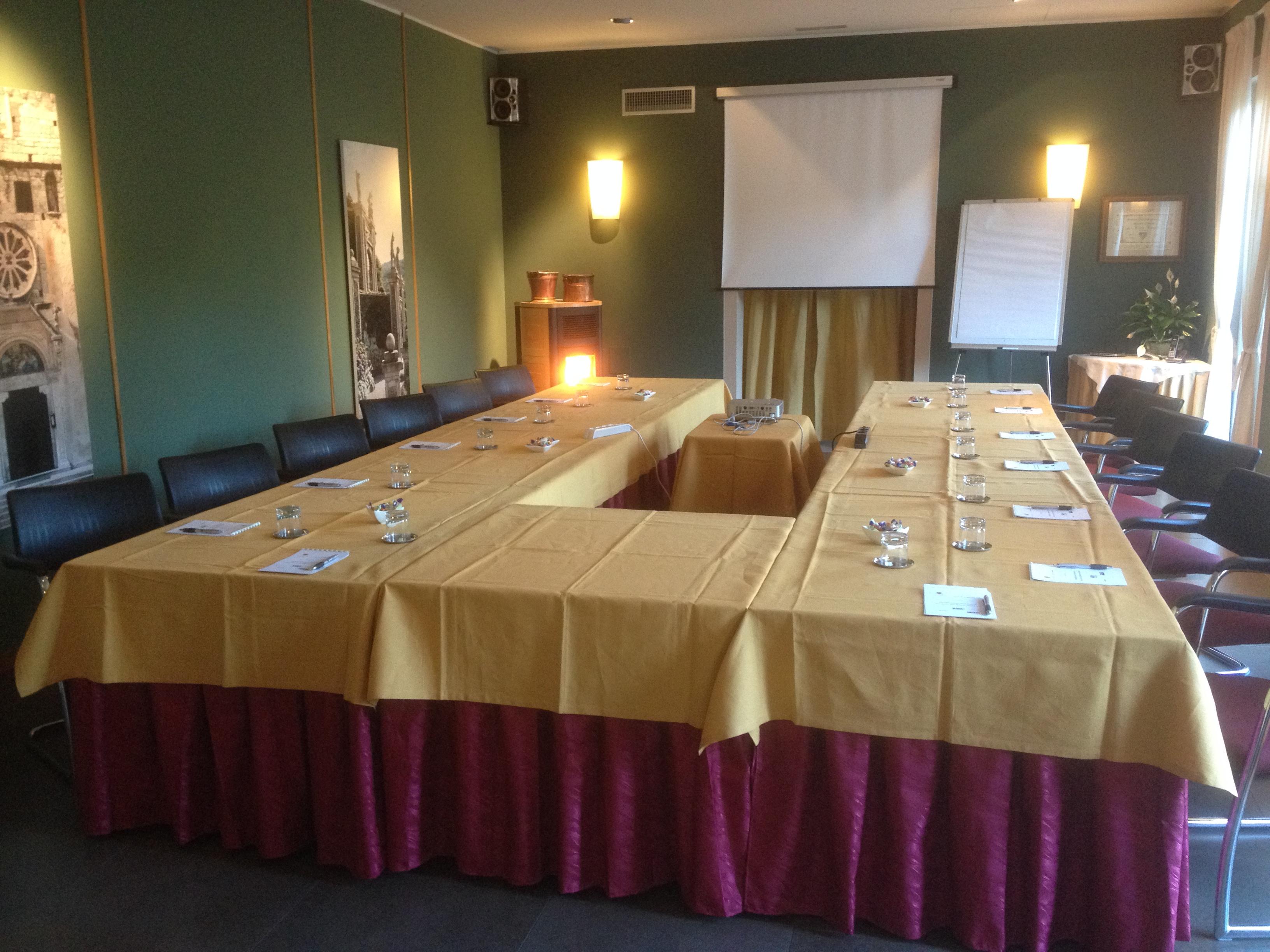 Hotel Cortese Armeno Ngoại thất bức ảnh