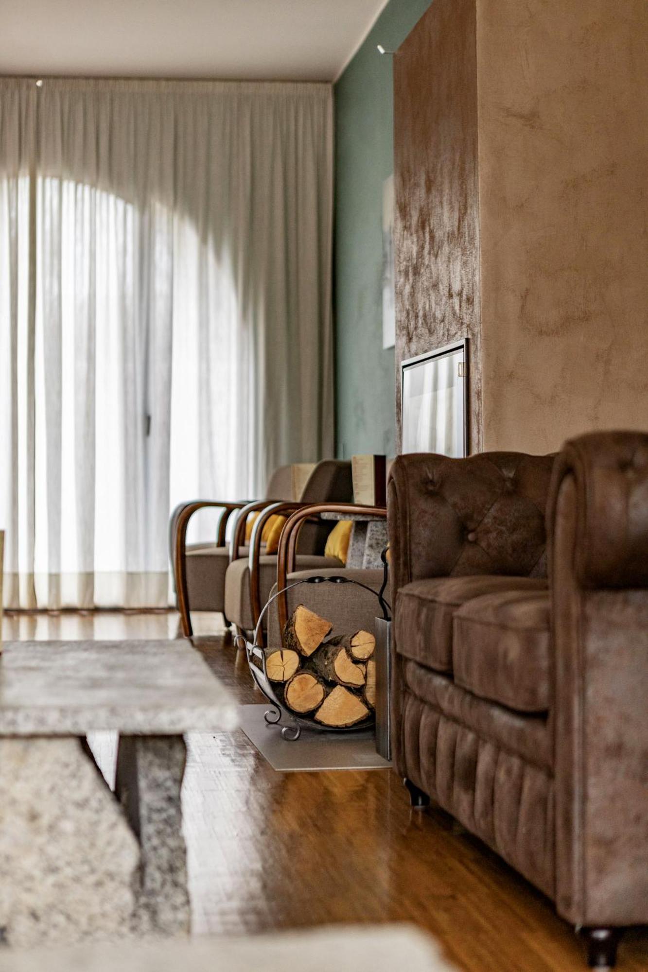 Hotel Cortese Armeno Ngoại thất bức ảnh