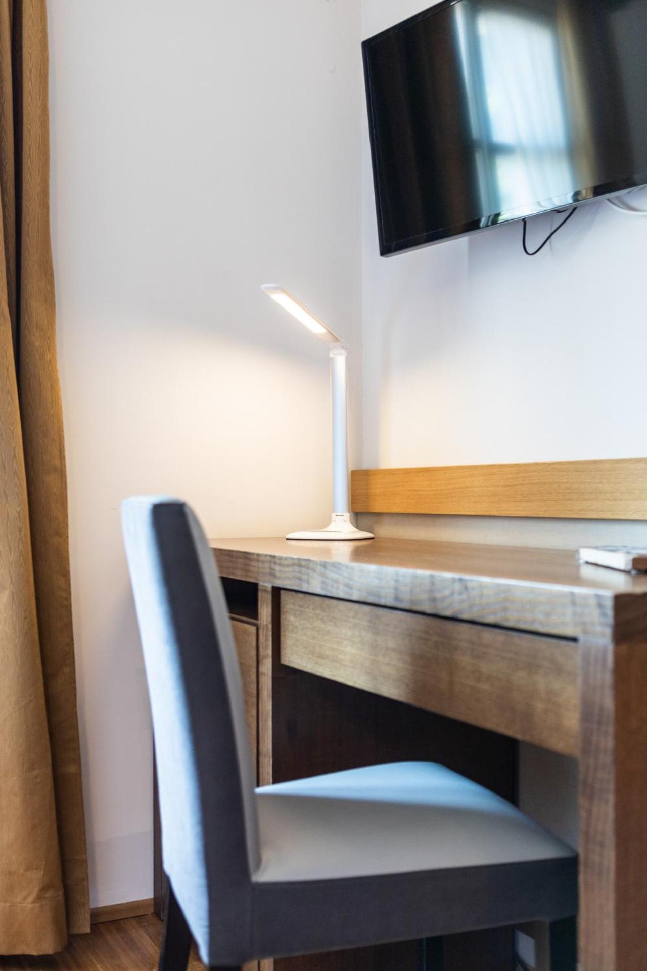 Hotel Cortese Armeno Ngoại thất bức ảnh