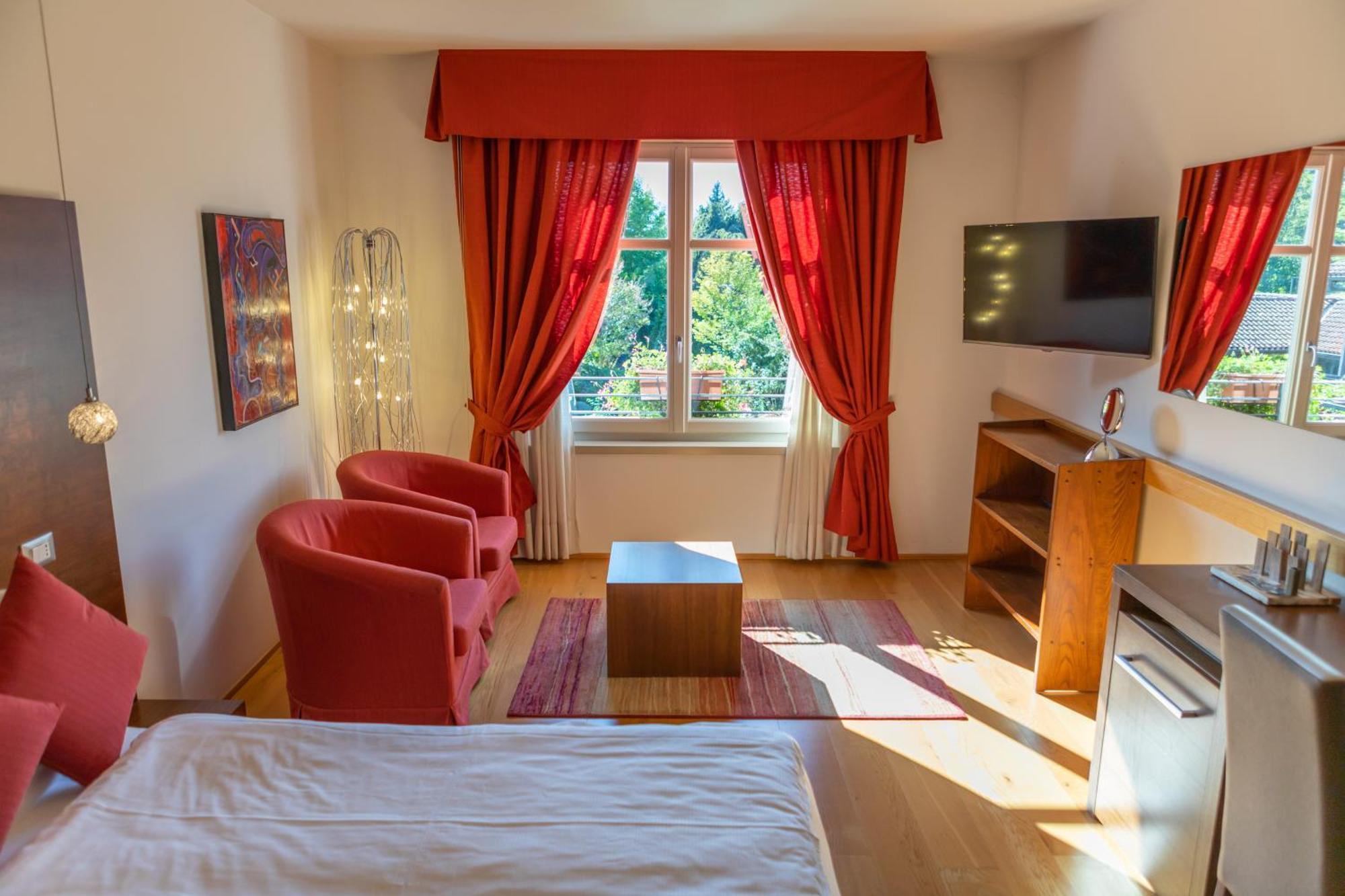 Hotel Cortese Armeno Ngoại thất bức ảnh