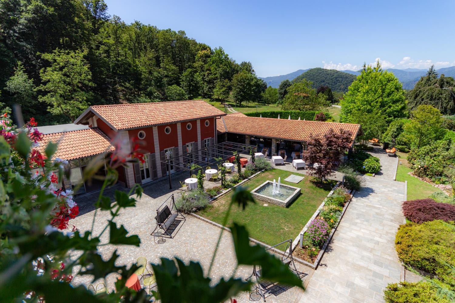 Hotel Cortese Armeno Ngoại thất bức ảnh
