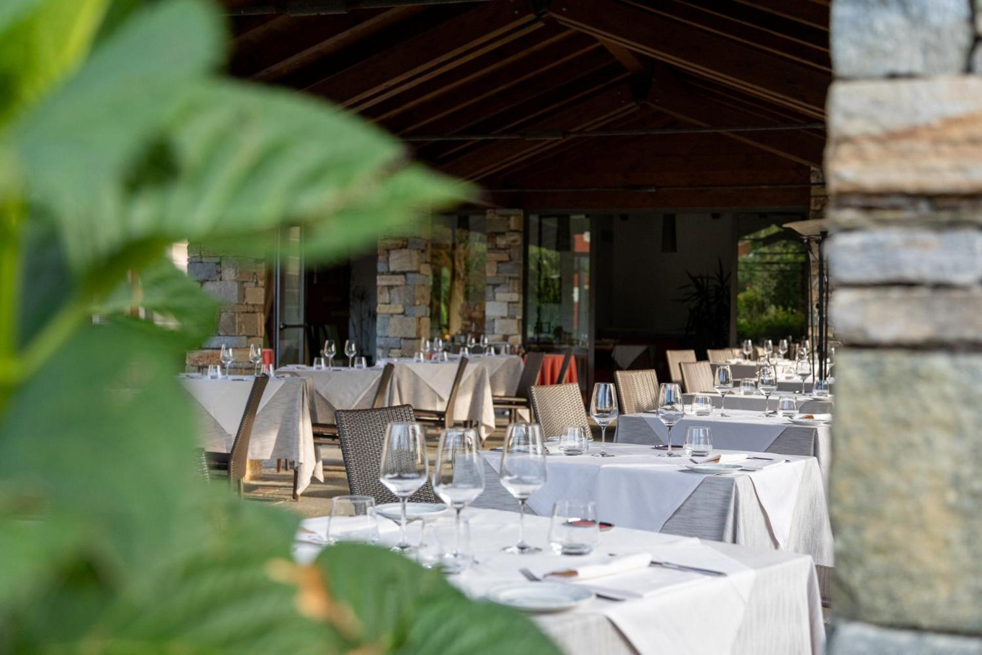 Hotel Cortese Armeno Ngoại thất bức ảnh