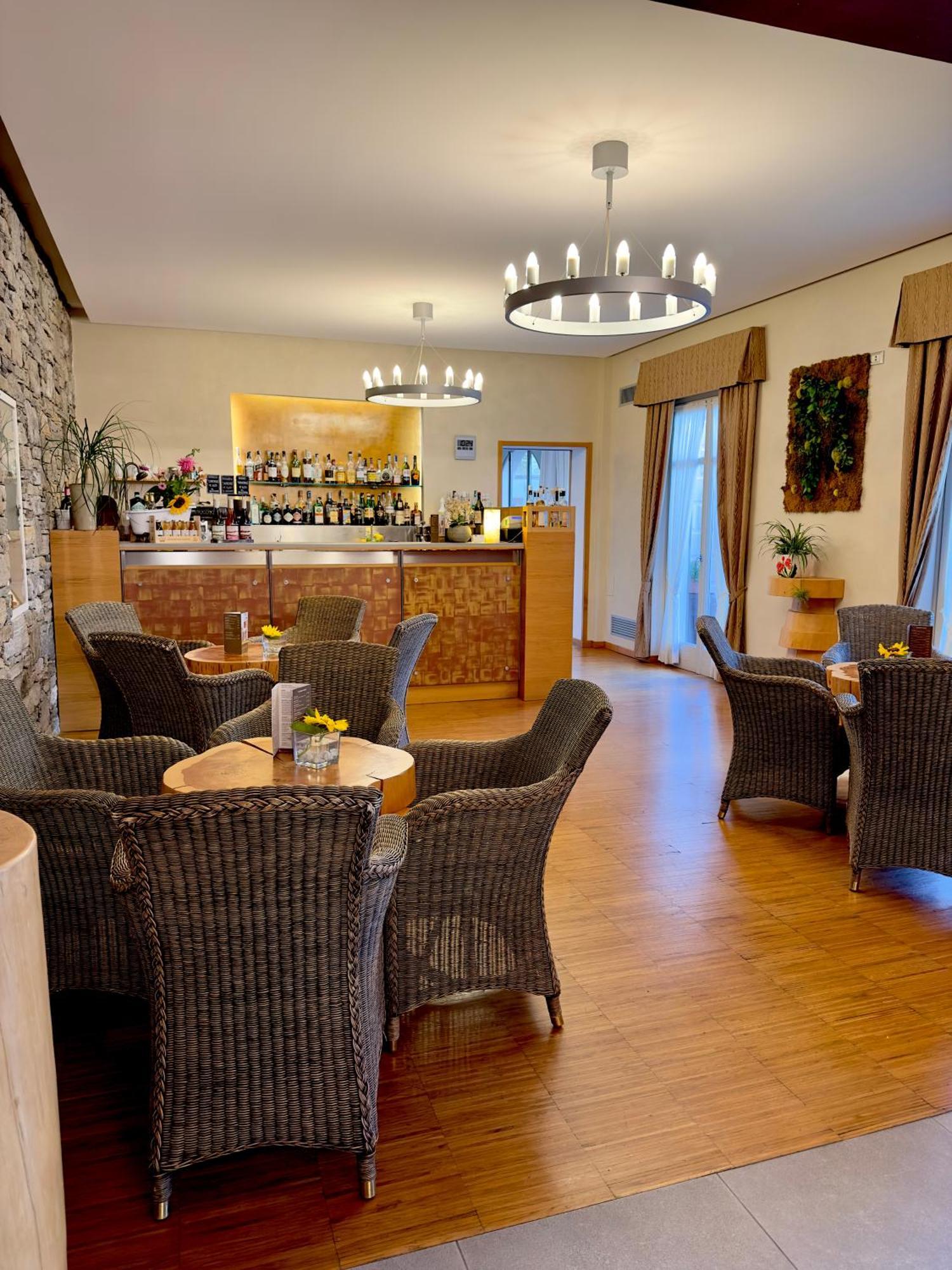 Hotel Cortese Armeno Ngoại thất bức ảnh