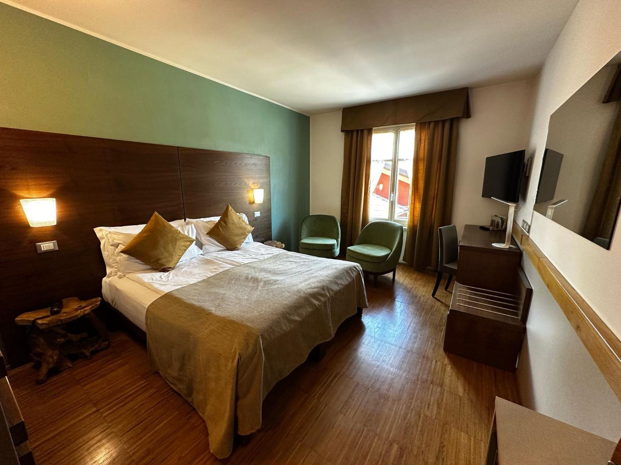 Hotel Cortese Armeno Ngoại thất bức ảnh