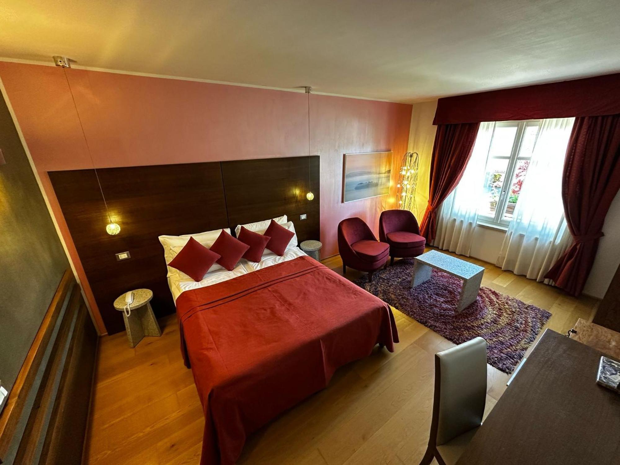 Hotel Cortese Armeno Ngoại thất bức ảnh