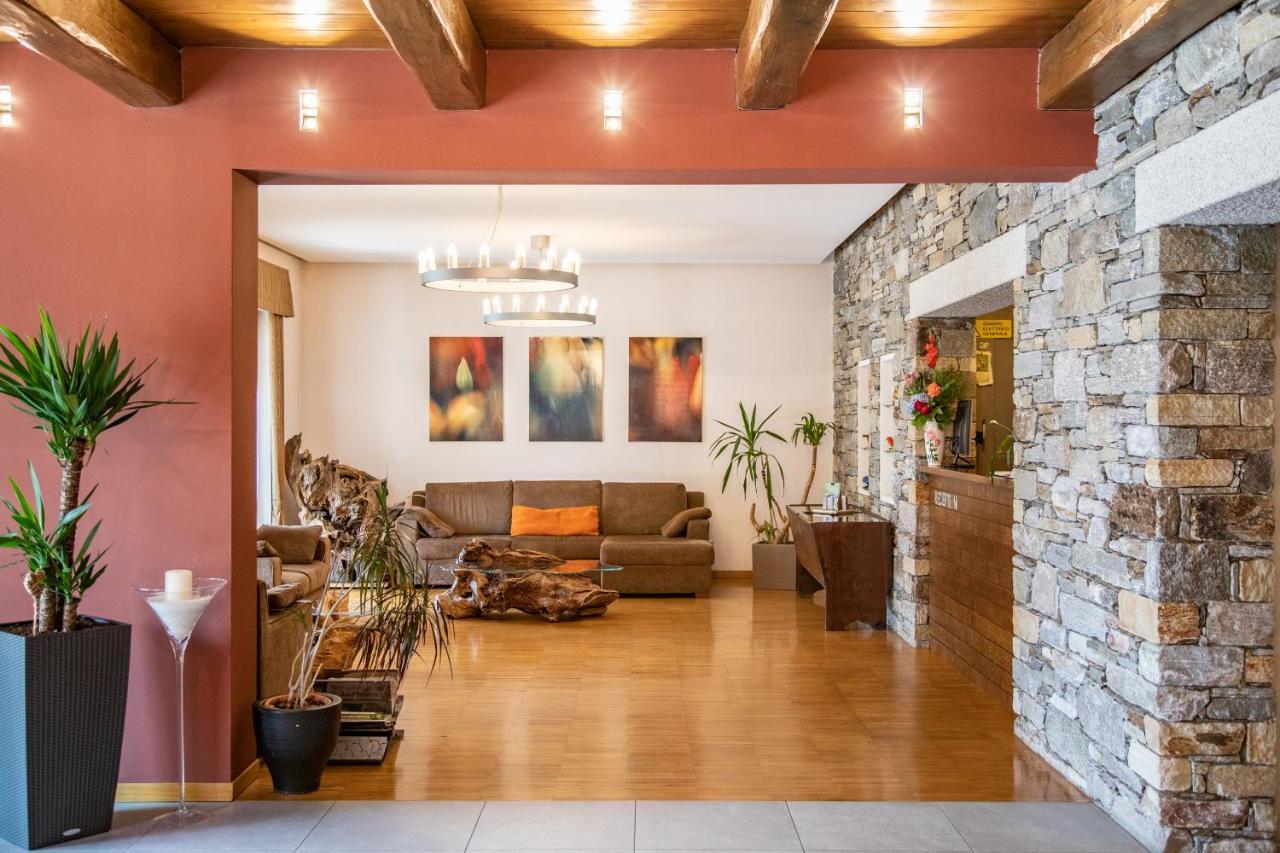 Hotel Cortese Armeno Ngoại thất bức ảnh